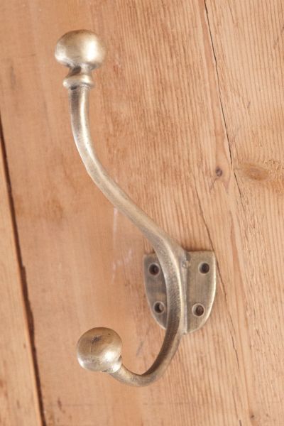 grote antiek messing kapstokhaak dubbel 18cm hoog