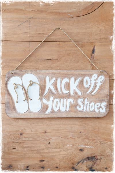 tekstbord beach decoratie kick off your shoes