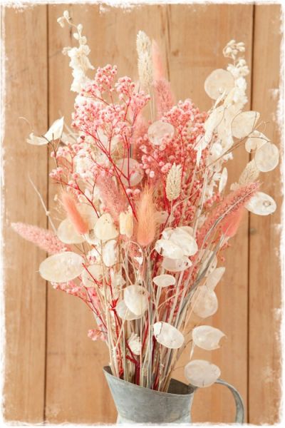 droogboeket roze droogbloemen met creme/wit