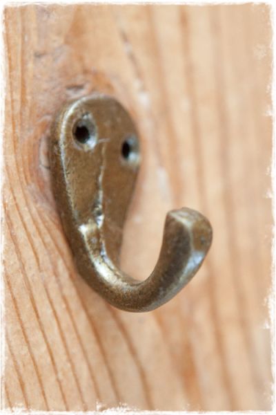 handdoekhaakje enkel oud messing 5cm