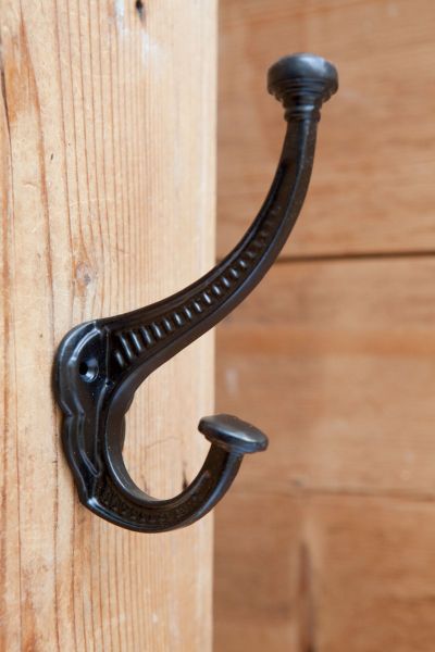 kapstokhaak dubbel zwart industrieel 15cm