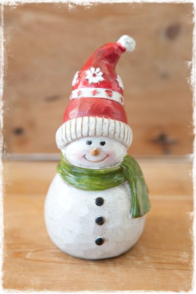kerstdecoratie sneeuwpop met rode muts