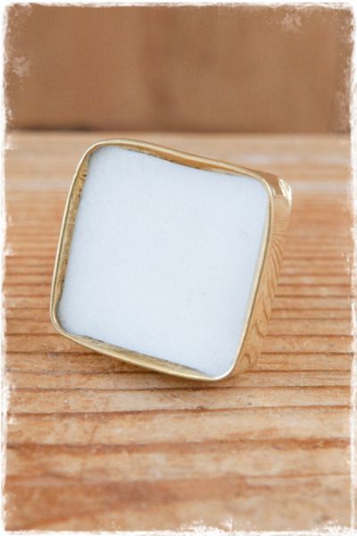 vierkante knopjes goud met wit steen/marmer 3,5cm