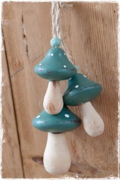 paddenstoelen-witte-stippen-hout-kerst-herfst-decoratie-janenjuup-webwinkel