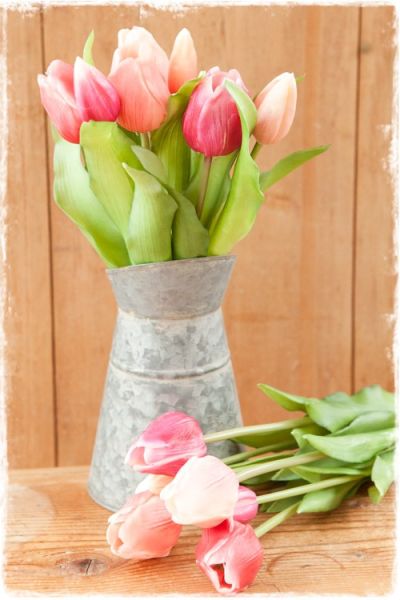 Bosje tulpen kunstbloemen - donkerroze (31cm of 47cm)