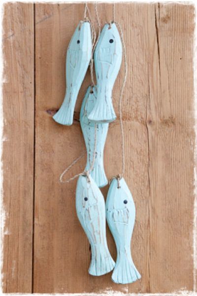 5 houten visjes blauw aan touw